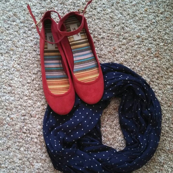 Arizona red ballet flats