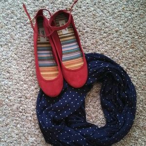 Arizona red ballet flats