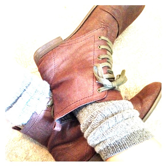 Brown size 7 forever 21 ankle boots