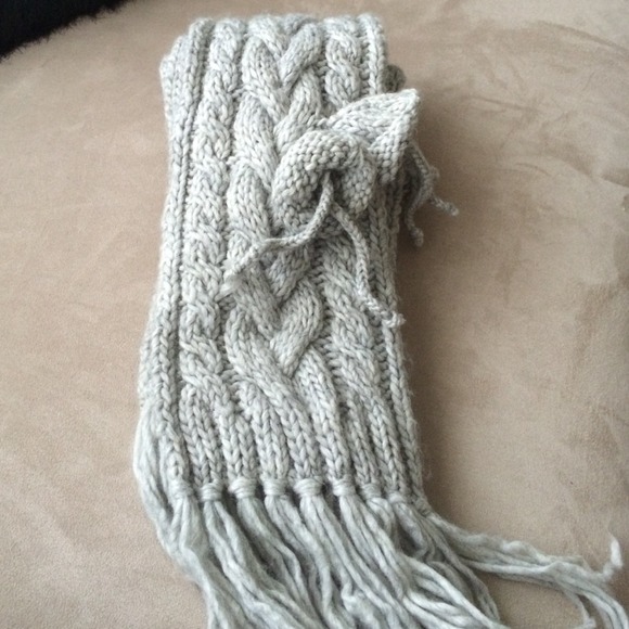 Heather grey united colors of Benetton scarf