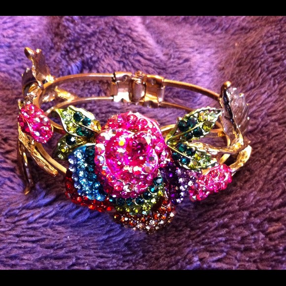 Kirks Filly Rose Bracelet