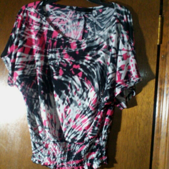 Pretty pink black and white shirt