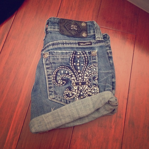 Miss Me Shorts