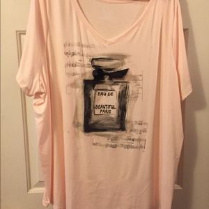 Very cute LB top with bow 🎀