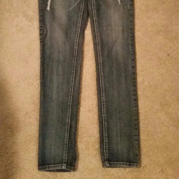 Jeans - Picture 2 of 3