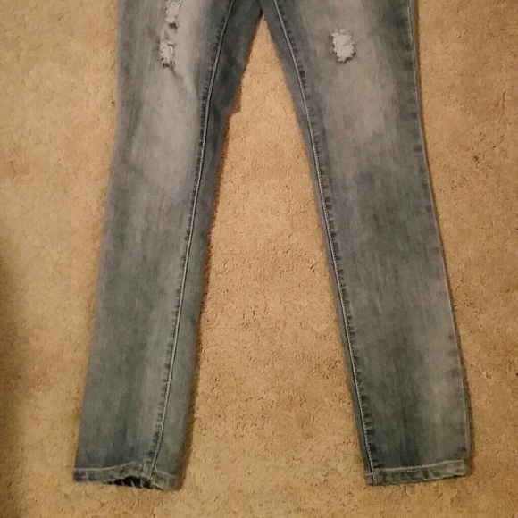 Jeans - Picture 2 of 3