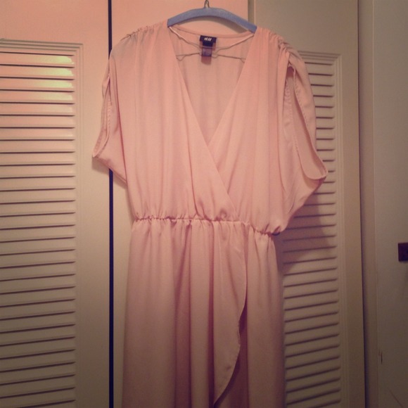 Powder pink dress😍😍😍