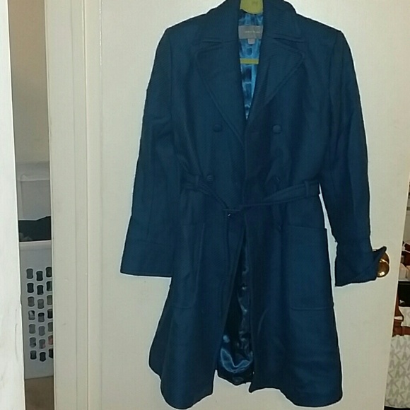 *SOLD*Coat - Picture 2 of 3