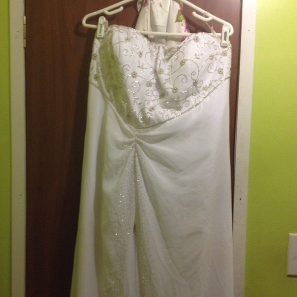 Wedding dress
