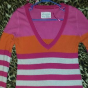 Aeropostale v neck sweater