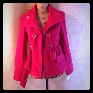 🆕NEVER WORN WITH TAGS. Pink Fleece PeaCoat