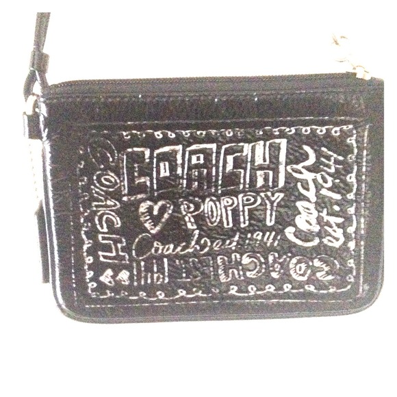 Coach Clutches & Wallets - Coach wristlet