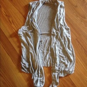 🌟✨ Light Grey Sweater Vest🌟✨