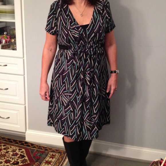 ⭐️$8 in bundle⭐️ Cute stretch dress - Picture 4 of 4