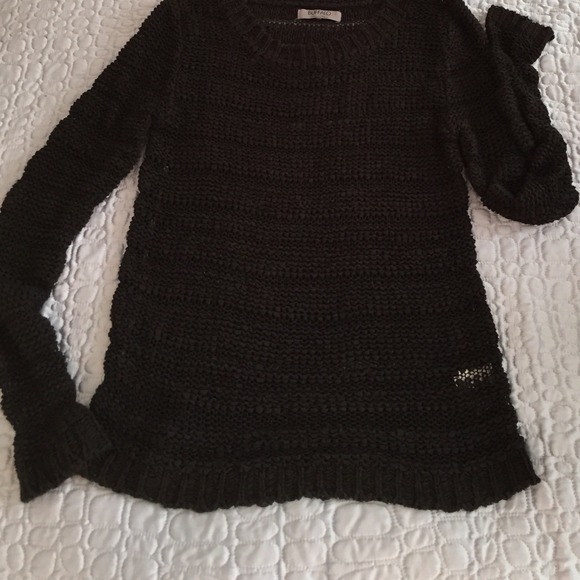Buffalo David Bitton sweater fits like a small/med - Picture 2 of 3