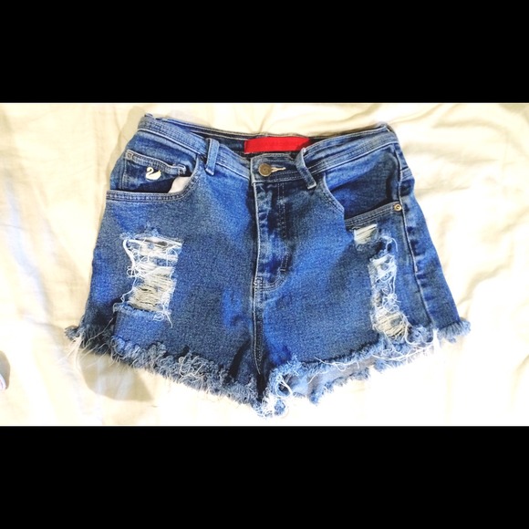 🌀36🌀Vintage high waisted denim cut offs