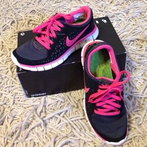 Nike free running shoe