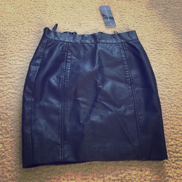 Leather skirt
