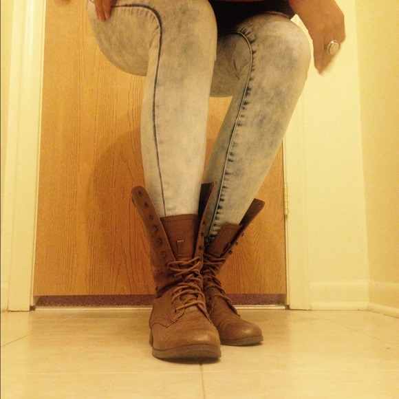 ❌Sold on vinted❌ Brown fold over boots - Picture 1 of 4