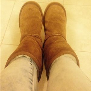 ❌sold ❌Sheepskin boots by LAMO of Kohls