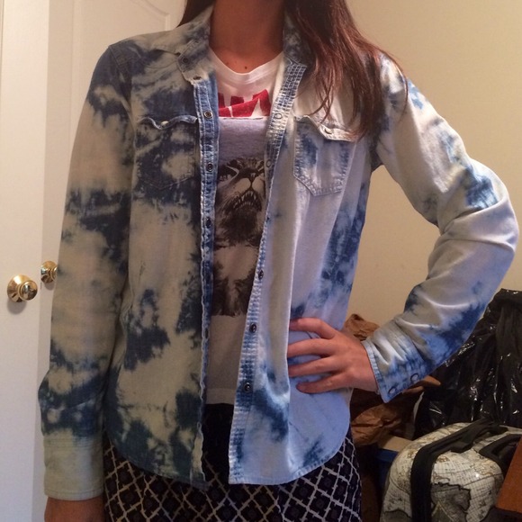 Acid washed button up