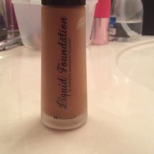 BH Cosmectics Liquid Foundation