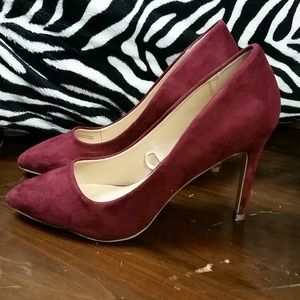 Burgundy Pumps Size 8