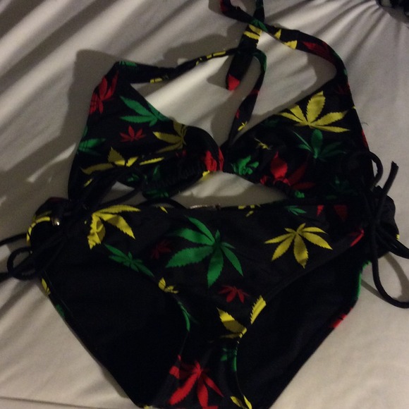 💥💥Sexy Marijuana Bikini!!! (: