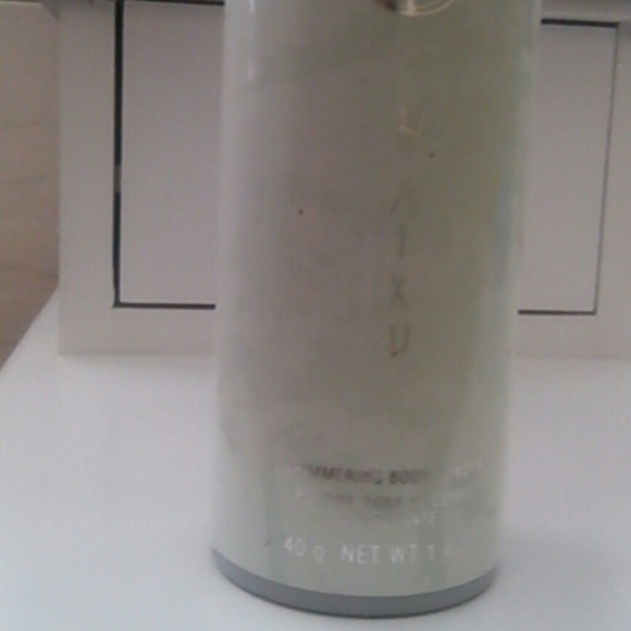 haiku  shimmering body powder