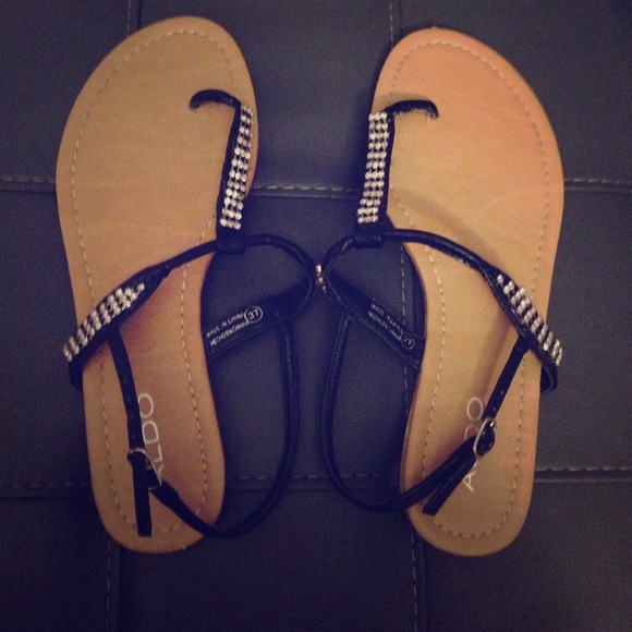 Sandals by aldo sz 37