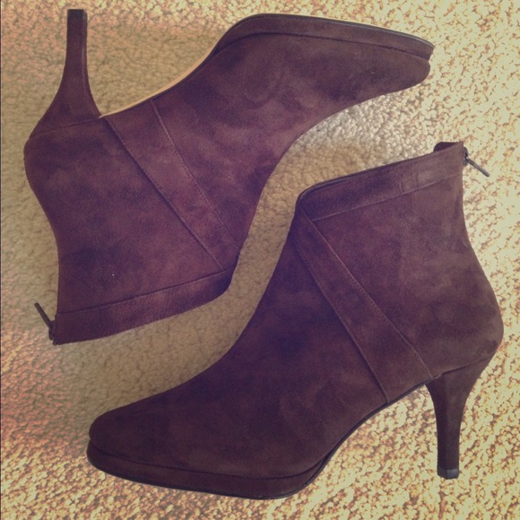 Vaneli Boots - SUNDAY SALE VANELI suede heel bootie