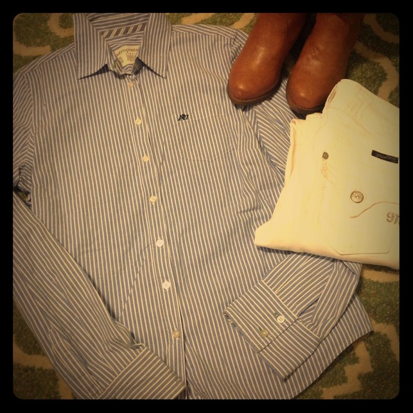 Aeropostale Blue Pinstripe Button Front Shirt