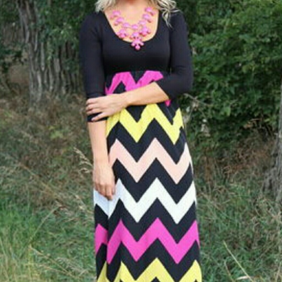 Filly Flair Maxi Dress in XL NWOT price reduced!