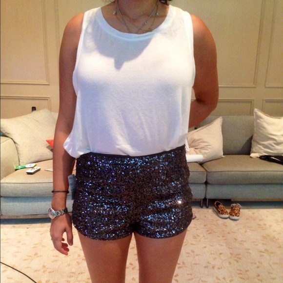 F21 High-waisted shorts