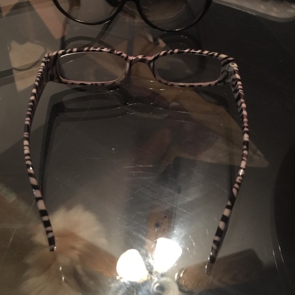 Zebra print glasses - Picture 3 of 3