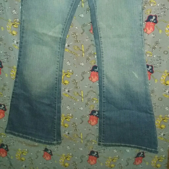 💜DONATED💜🎉OMBRE DENIM JEANS 🎉 - Picture 5 of 5