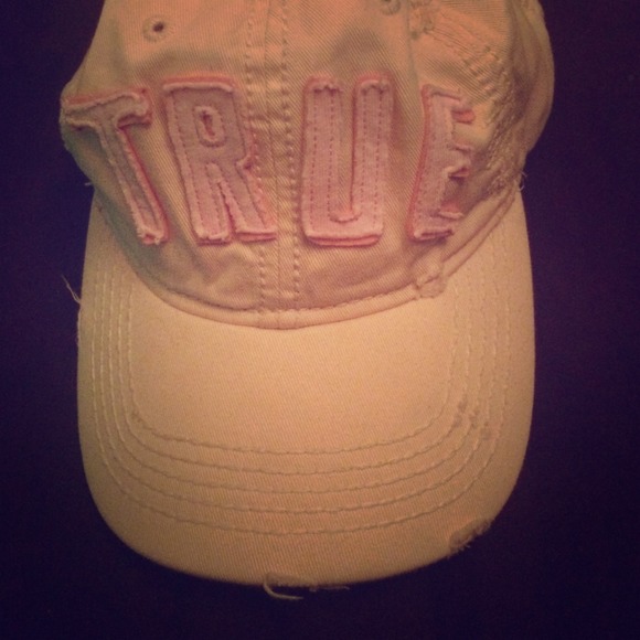True religion hat (ON HOLD)✔️