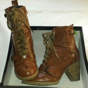 Deena & Ozzy Tan Lace-Up Boots
