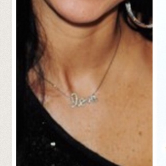 NEW "Love" Necklace - Picture 4 of 7