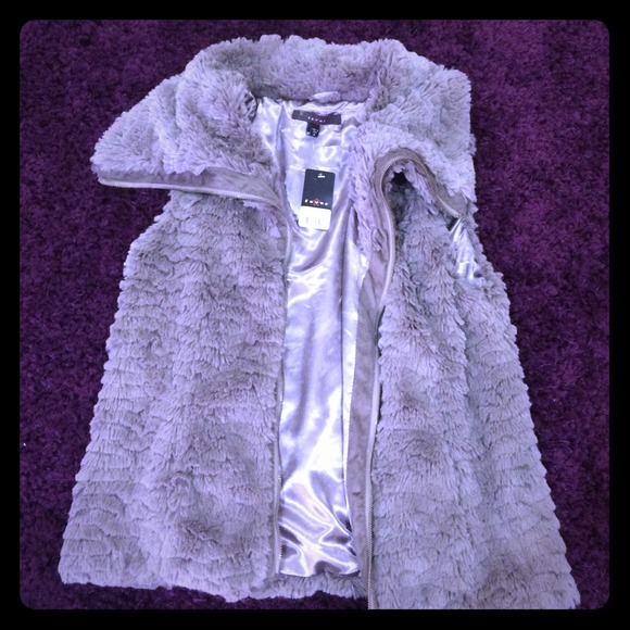 Vest that is brand new!