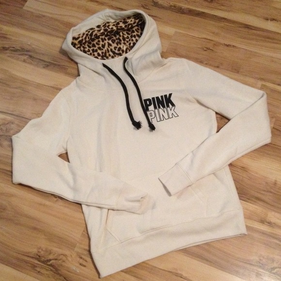 NWOT Victoria's Secret Funnelneck Cheetah Hoodie