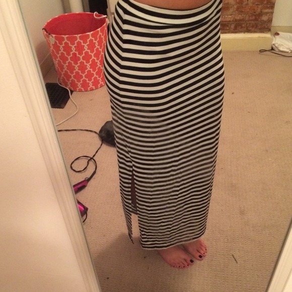 Black/White Stripe Maxi Skirt - Picture 2 of 2