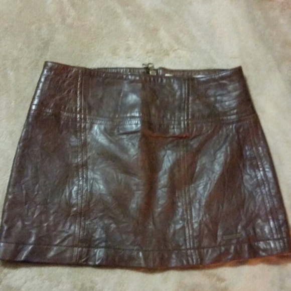 100% leather miniskirt, A&F size 00