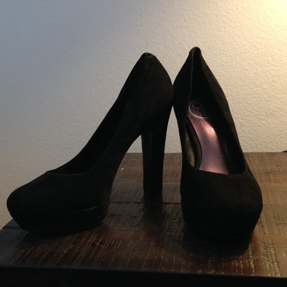 Jessica Simpson Black Suede Heels