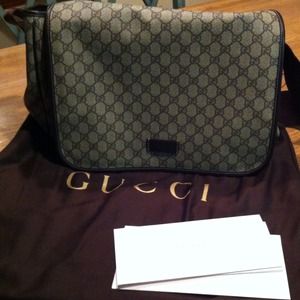 Authentic Gucci diaper bag.$600 Original receipts.
