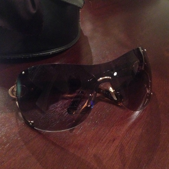 Gucci sunglasses