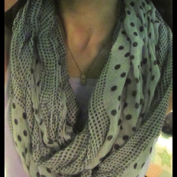 Circle scarf