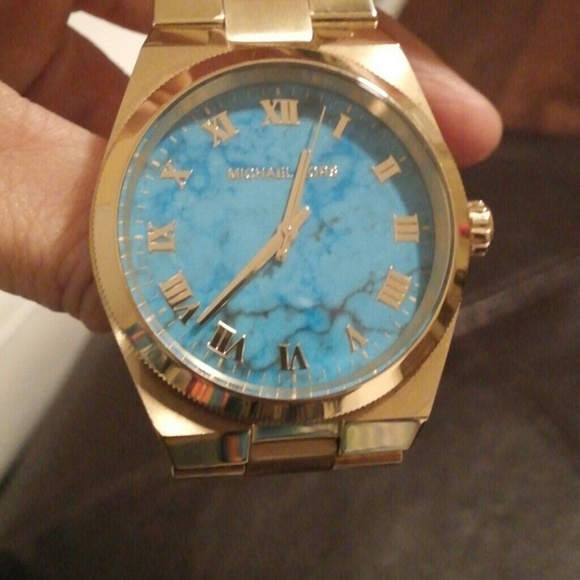 Watch - Picture 3 of 3