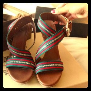 Gucci web zip wrap around heels size 5.5