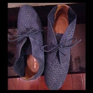 🎉🎉FLASH SALE!!🎊🎊Nine West bootie!